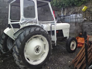 David Brown 880 Tractorwith Cab for Sale